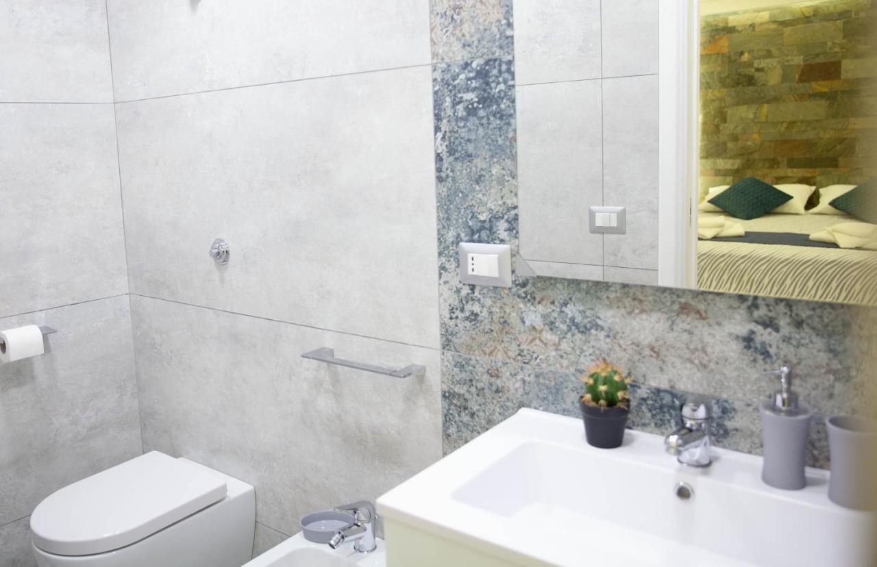 Plebiscito House - Casa Vacanze Napoli ภายนอก รูปภาพ